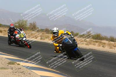 media/Apr-10-2022-SoCal Trackdays (Sun) [[f104b12566]]/Turn 7 Inside (1025am)/